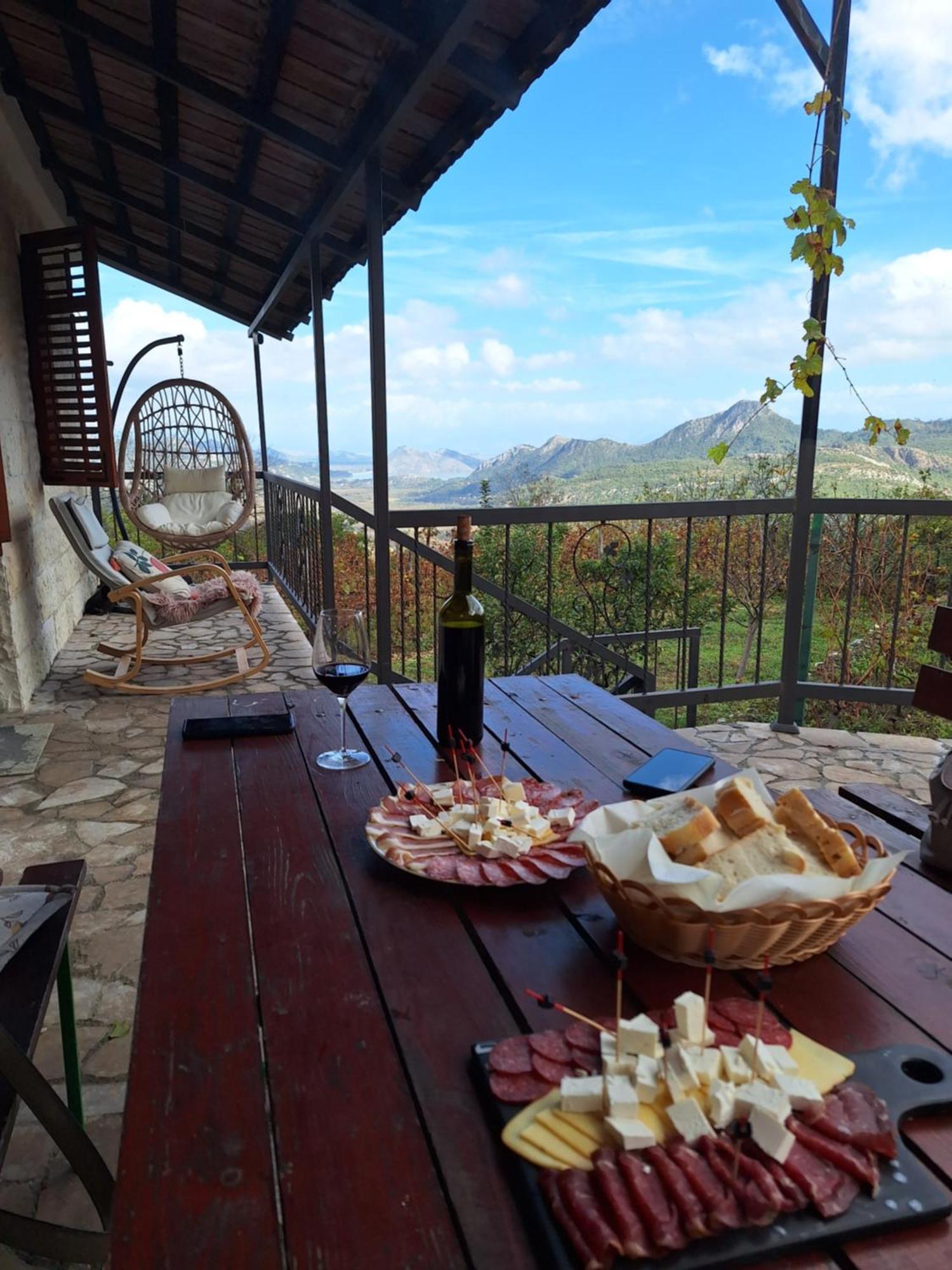 Banjo Rustic House Lake View Virpazar Luaran gambar