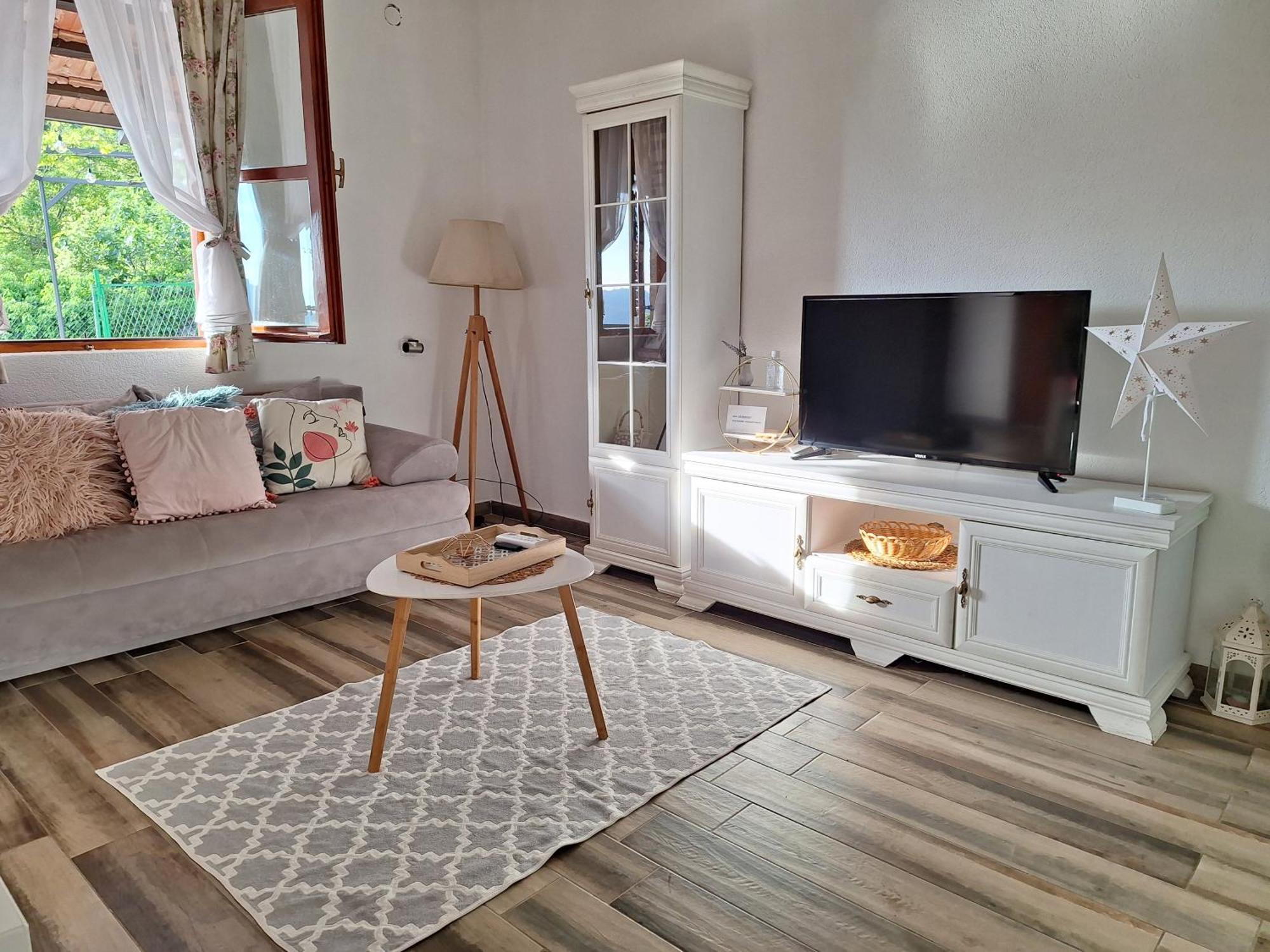 Banjo Rustic House Lake View Virpazar Luaran gambar